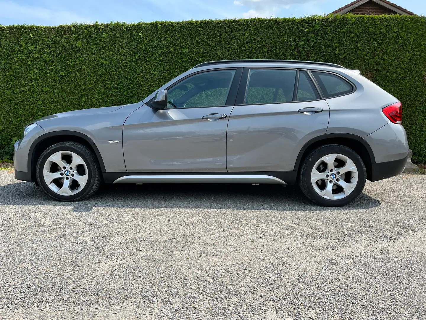 BMW X1 X1 2.0 d sDrive18 Grijs - 1