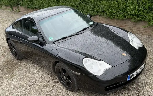 Porsche 911 Carrera