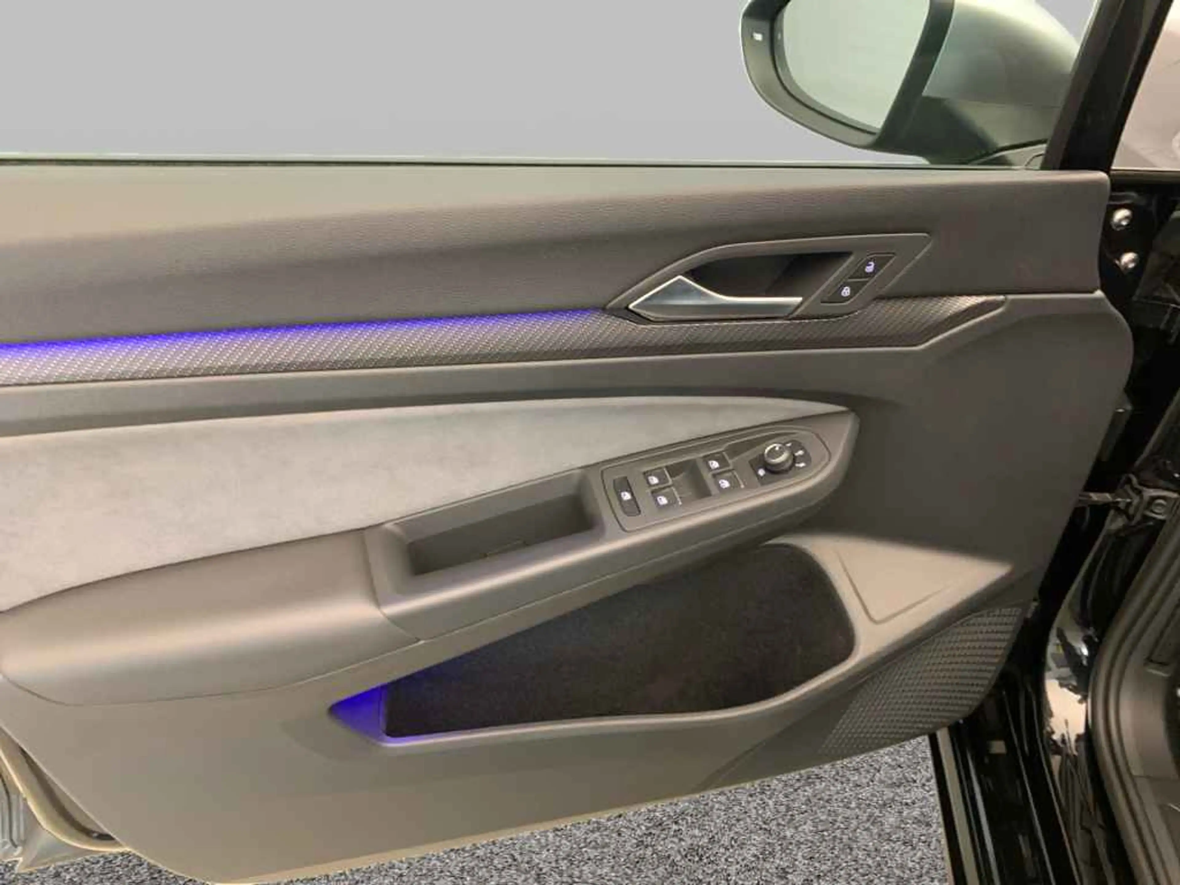 Volkswagen Golf R *MATRIX*ACC*DIGITAL*R-CAM*SHZ*LHZ*ALU18* — photo 10