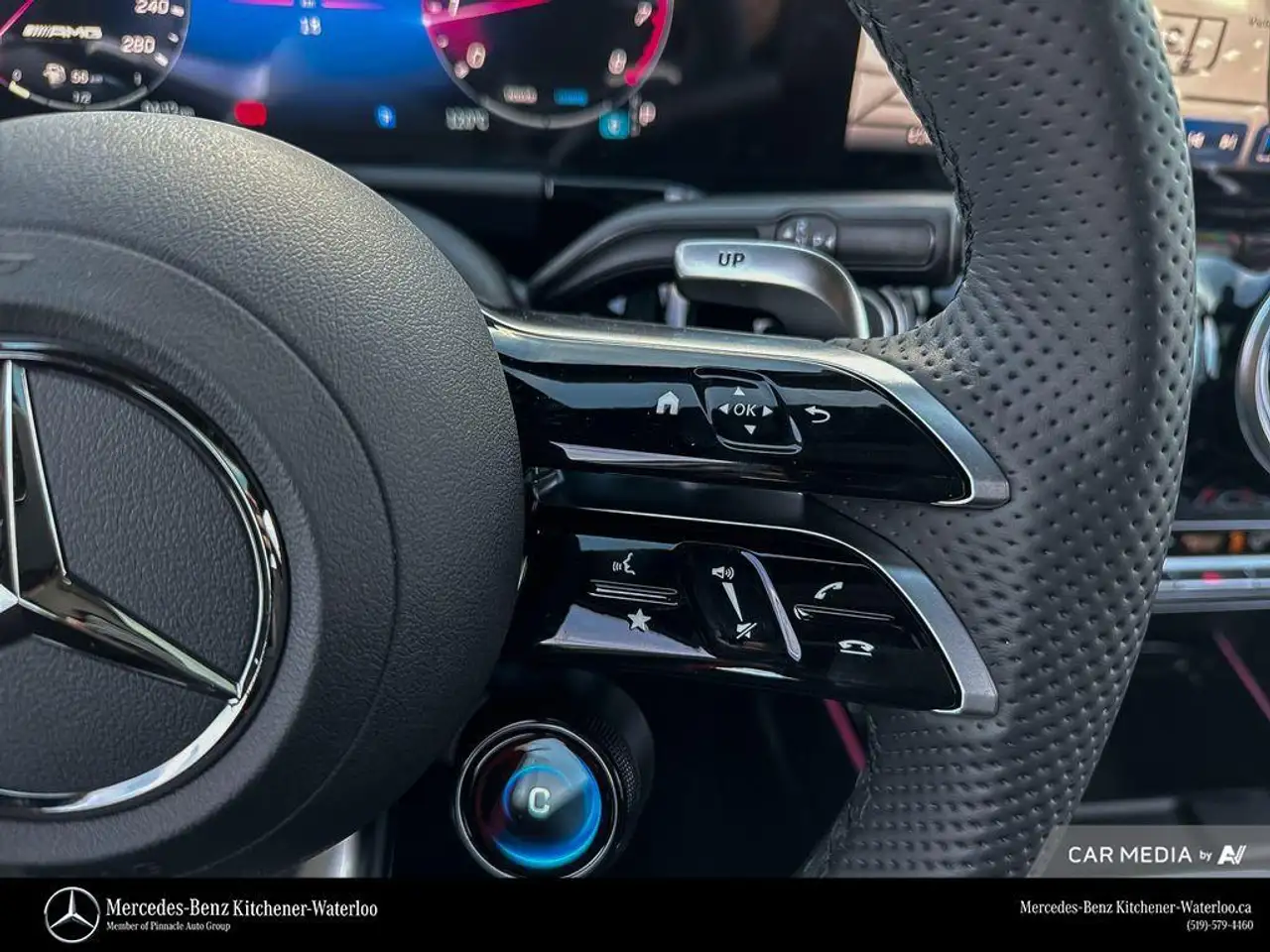 Mercedes-Benz GLA снимка Mercedes-Benz GLA