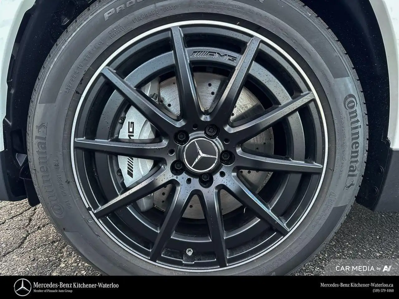 Mercedes-Benz GLA снимка Mercedes-Benz GLA