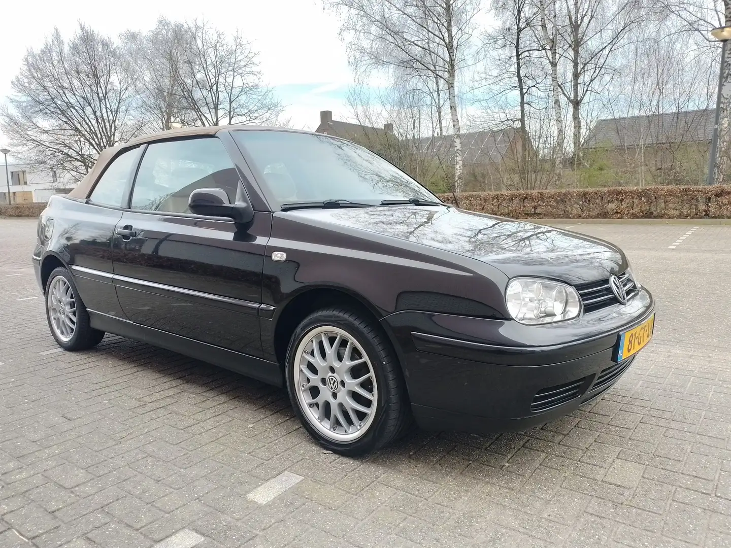 Volkswagen Golf Cabriolet 2.0 Highline Negru - 2