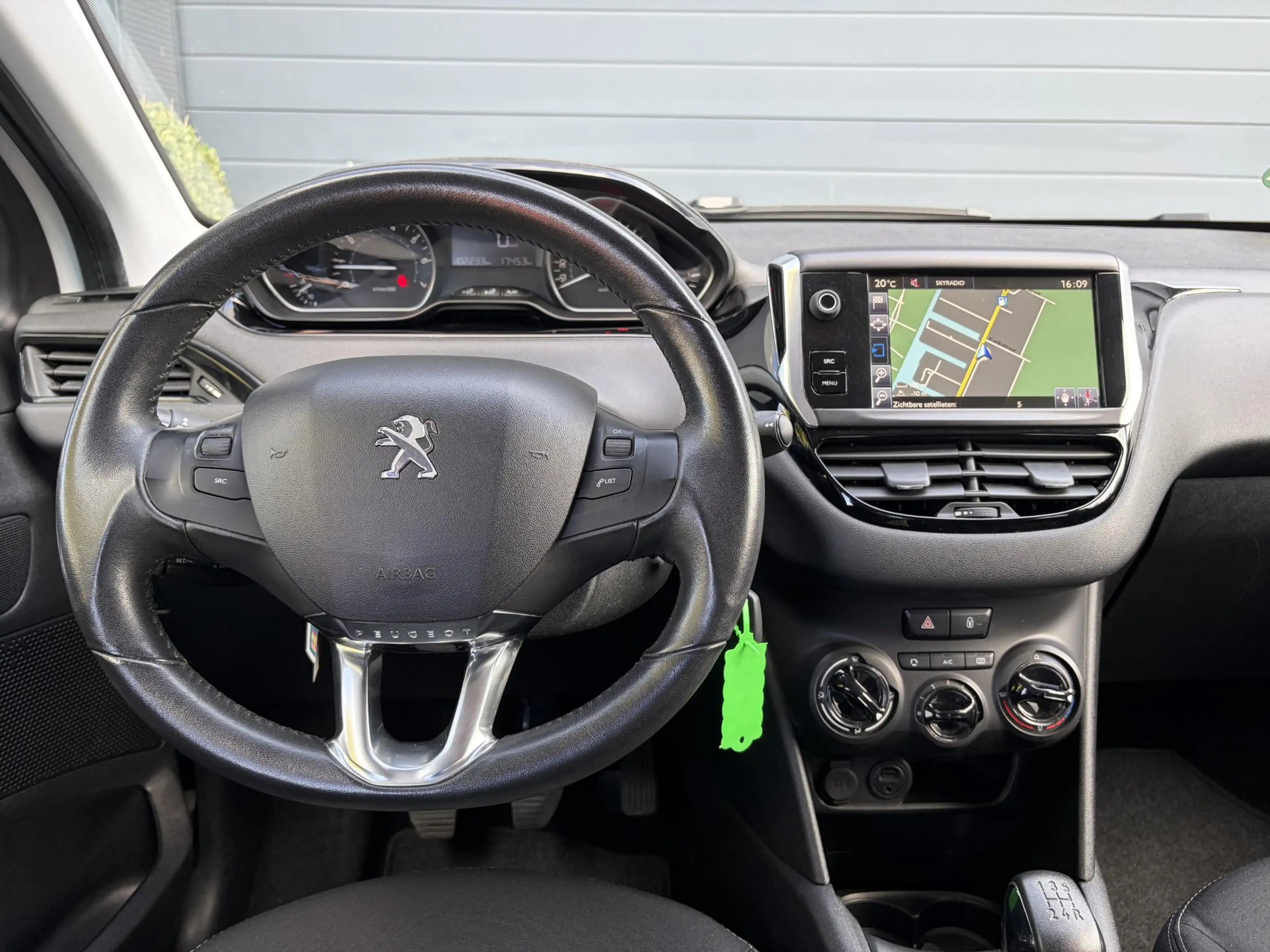 Peugeot 208 1.2 PureTech Urban Soul ✓2e Eigenaar✓Navi✓Airco✓Cr — photo 3