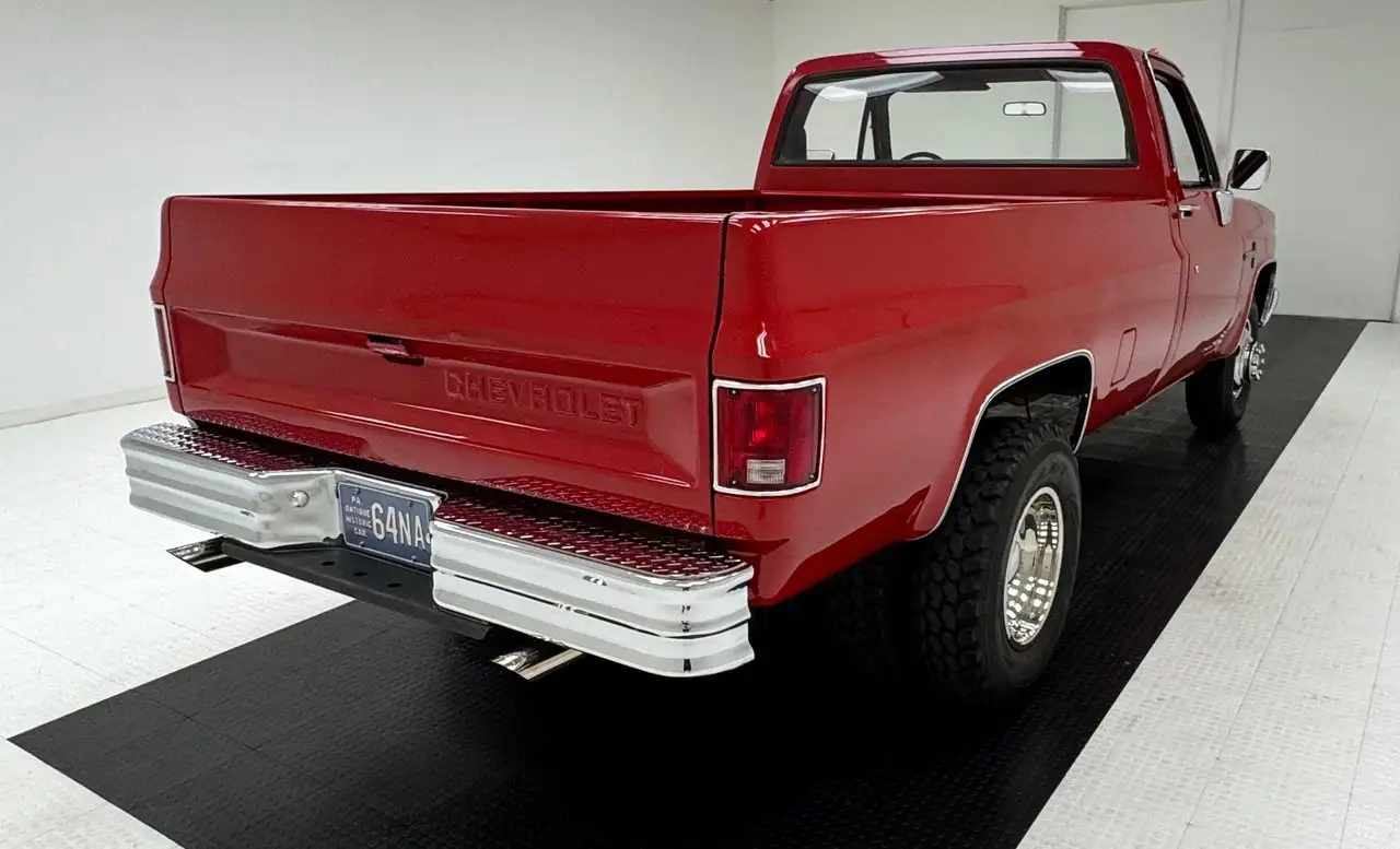 Chevrolet Custom Deluxe Dually Long Bed Pickup, foto 5