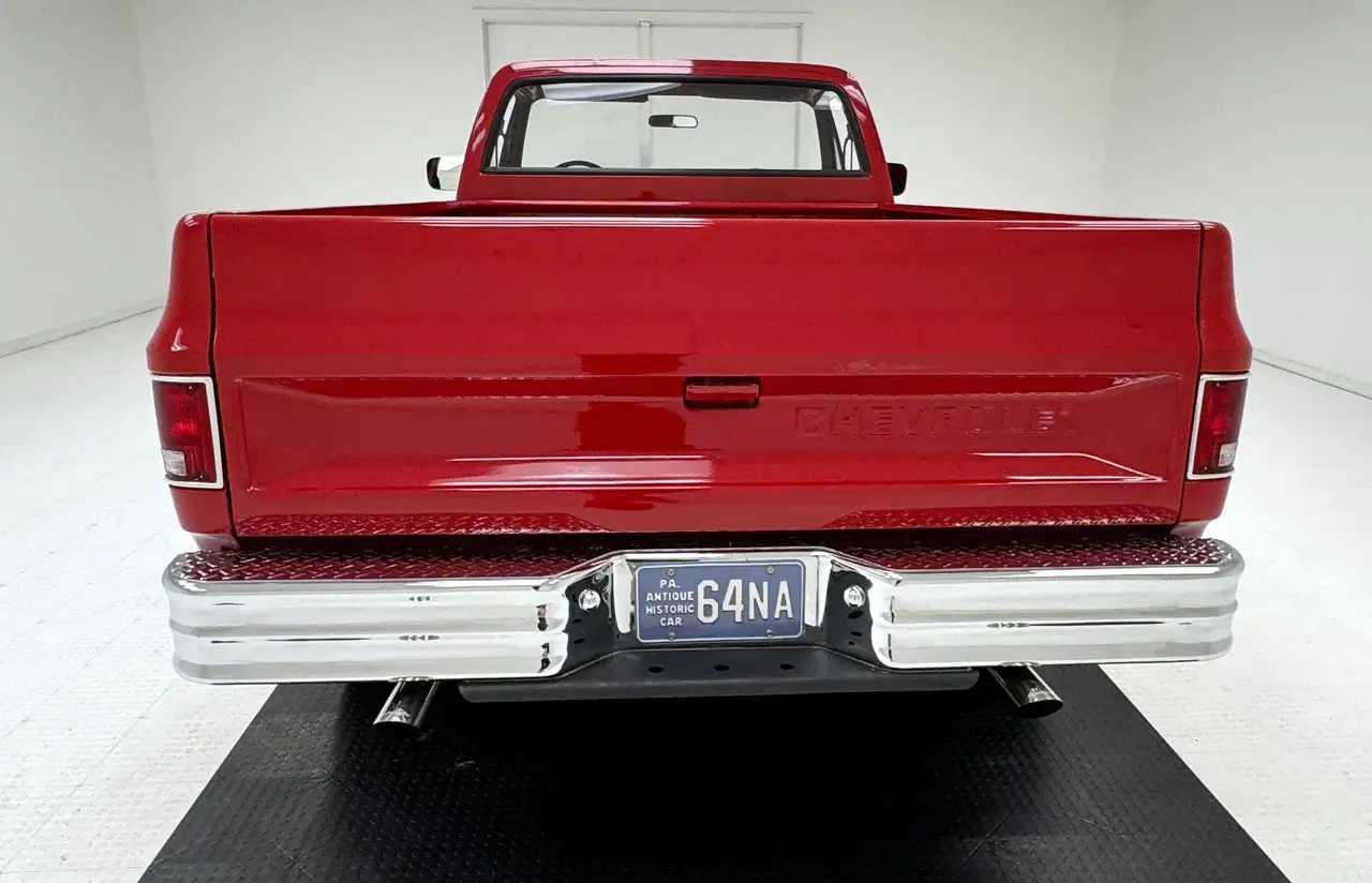 Chevrolet Custom Deluxe Dually Long Bed Pickup, foto 4