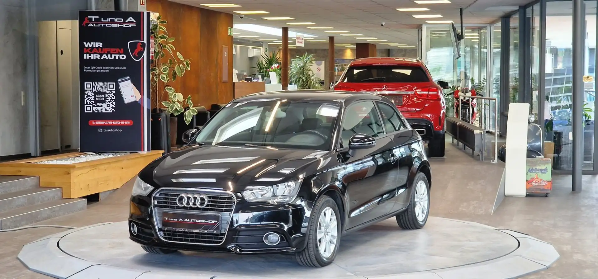 Audi A1 1.2 TFSI Attraction *Komfort-Paket*Sportsitze*15Zo Schwarz - 1