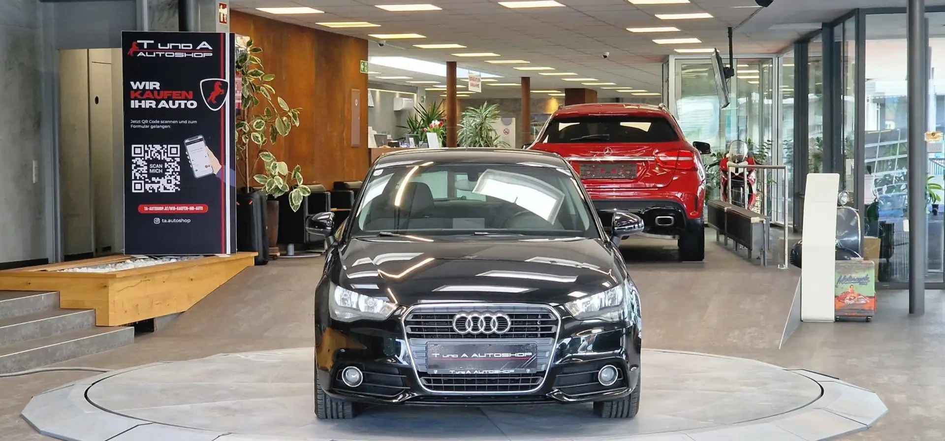 Audi A1 1.2 TFSI Attraction *Komfort-Paket*Sportsitze*15Zo Schwarz - 2