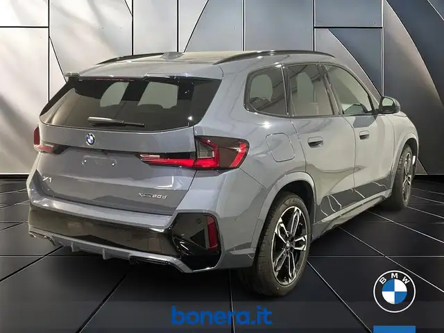 BMW X1 view 5