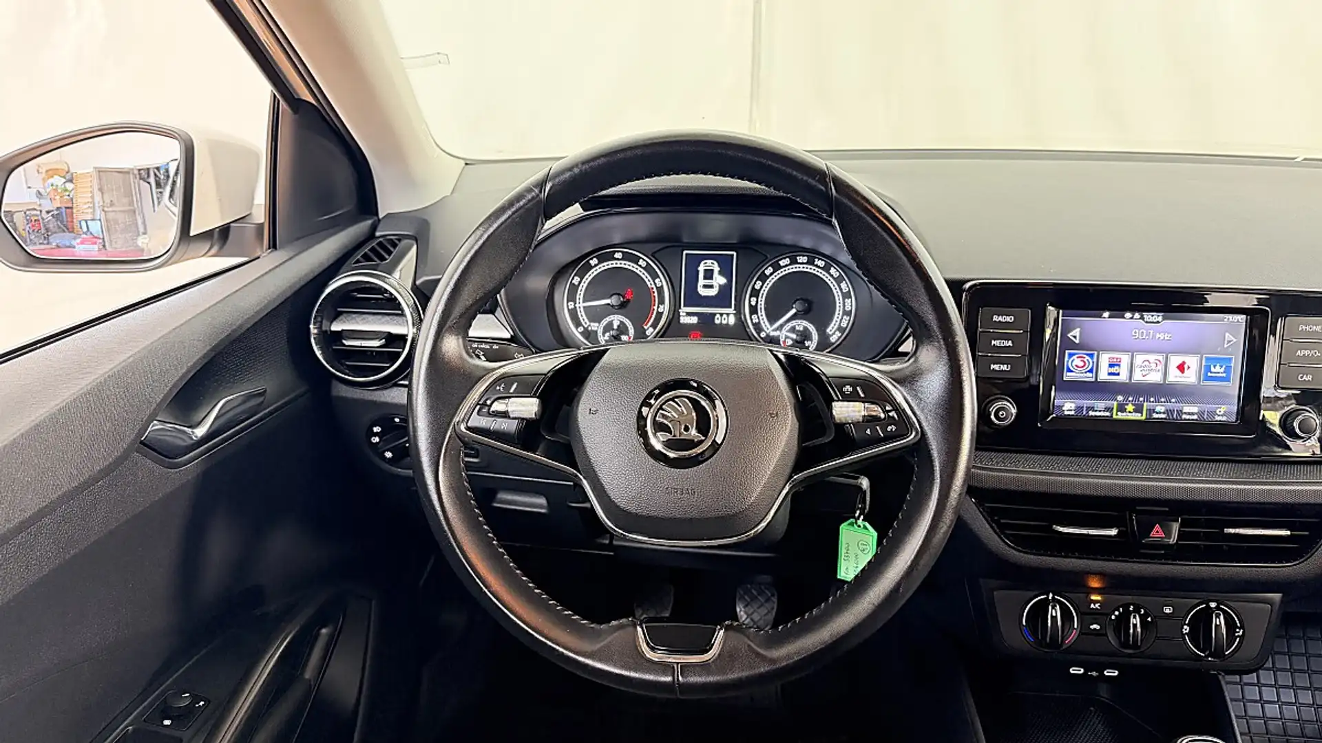 Skoda Fabia Ambition 1,0 Weiß - 2