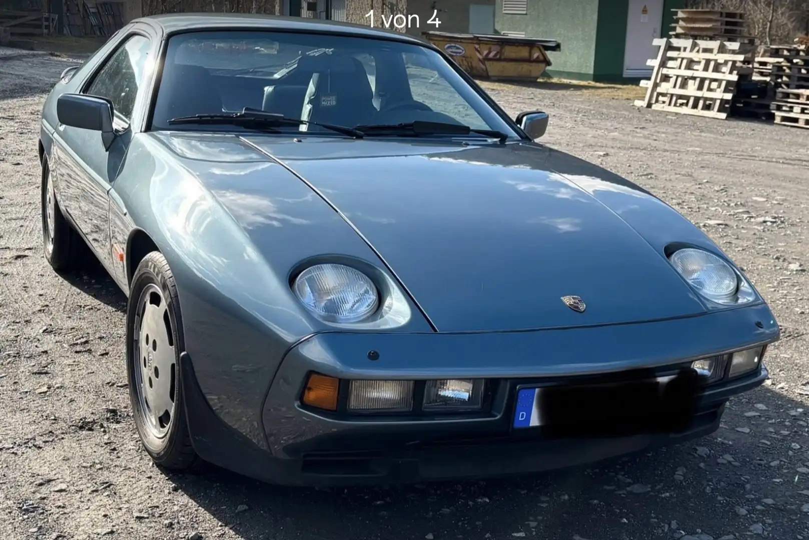 Porsche 928 S - 1