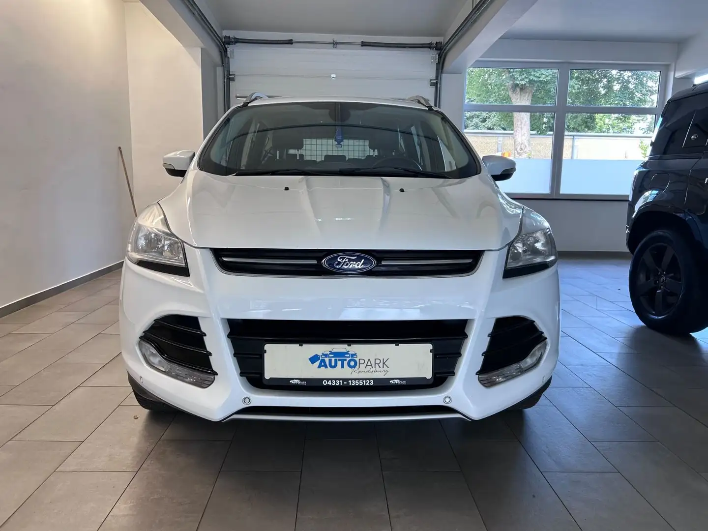 Ford Kuga Titanium*Navi* Weiß - 2