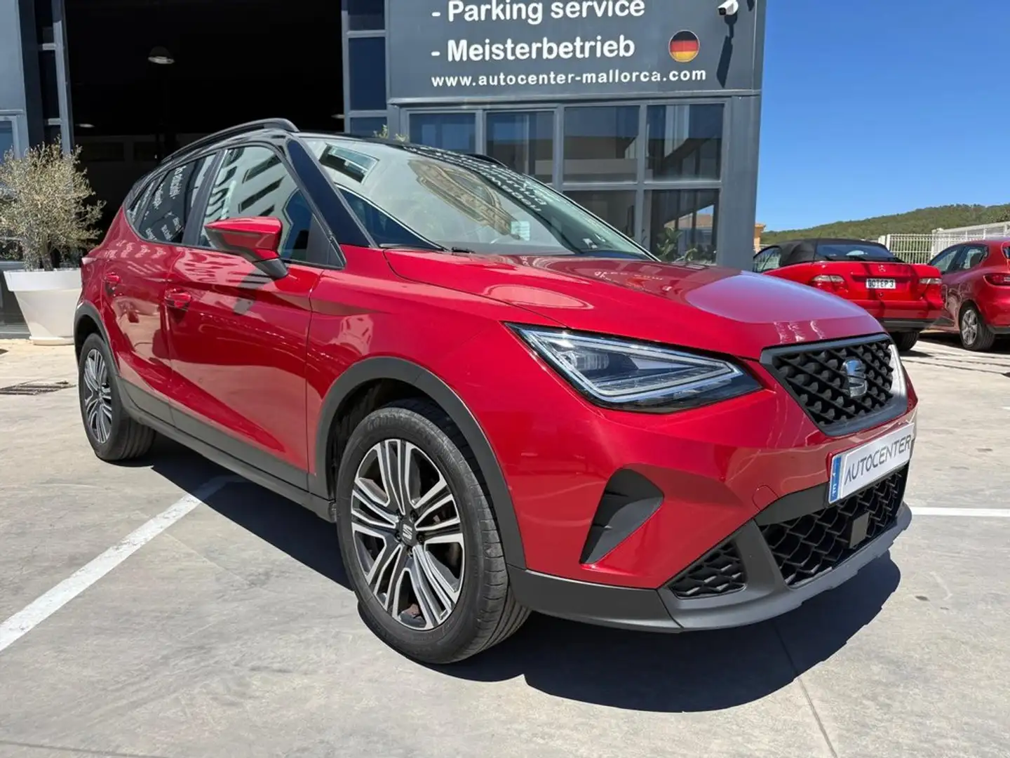 SEAT Arona 1.0 TSI 81kW (110CV) Style XL Rojo - 1