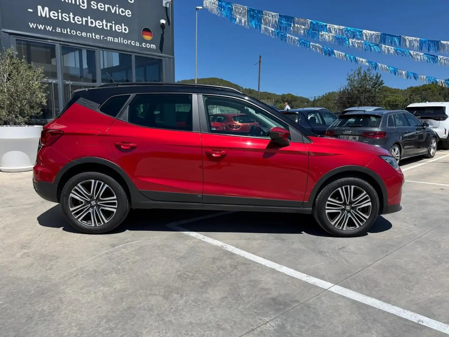 SEAT Arona 1.0 TSI 81kW (110CV) Style XL Rojo - 2