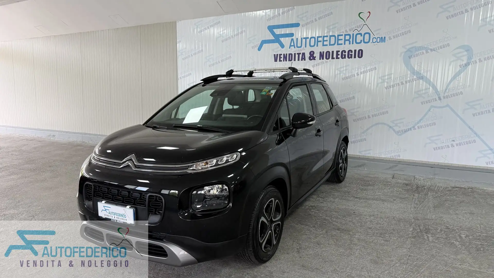 Citroen C3 Aircross C3 Aircross PureTech 82 Shine UNICO PROPRIETARIO Noir - 1