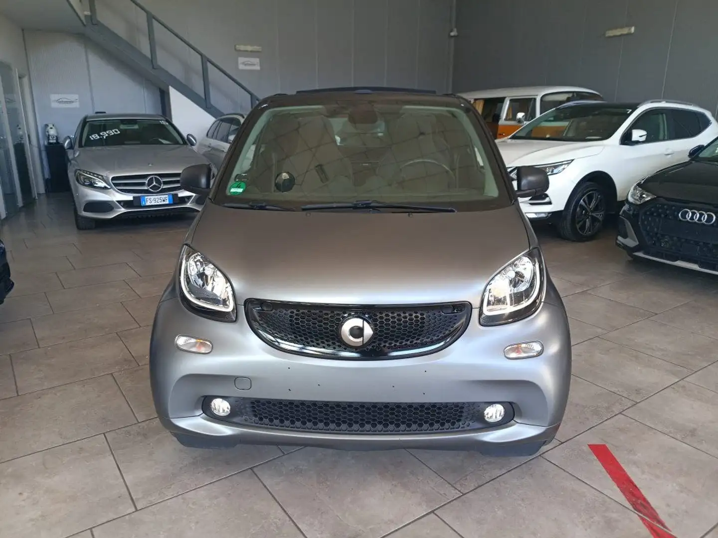 smart forTwo 90 0.9 T twinamic cabrio Passion Grigio - 2