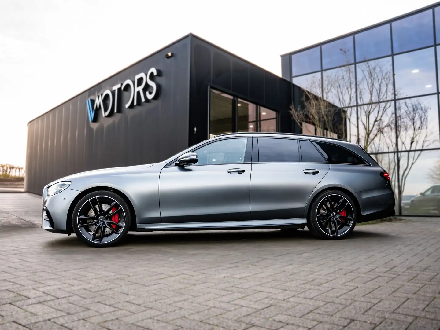 Mercedes-Benz E 53 AMG 4Matic - Burmester - HUD - 360° - trekhaak Gris - 2