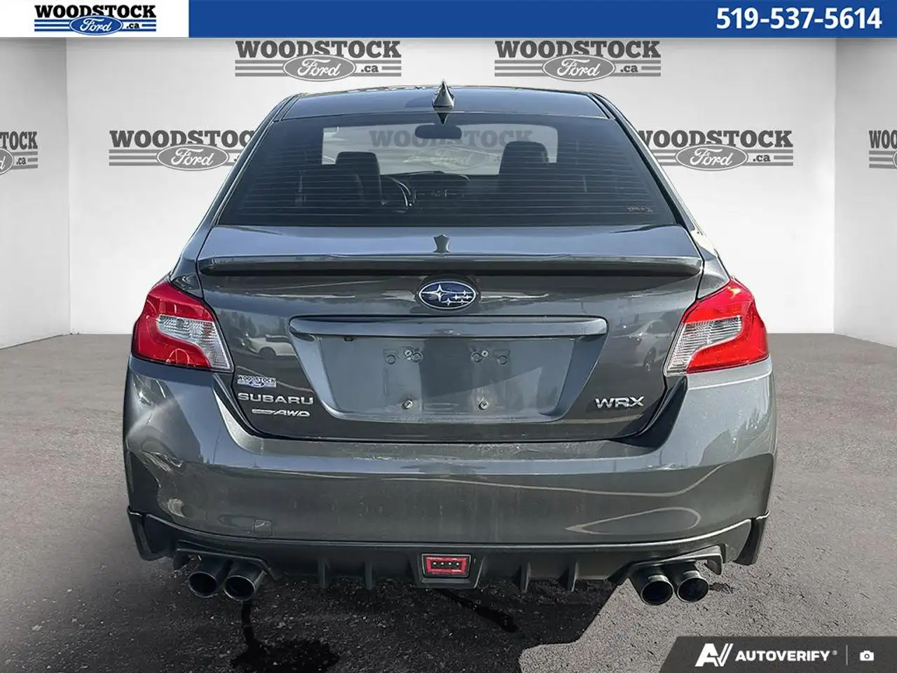 Subaru WRX снимка Subaru WRX