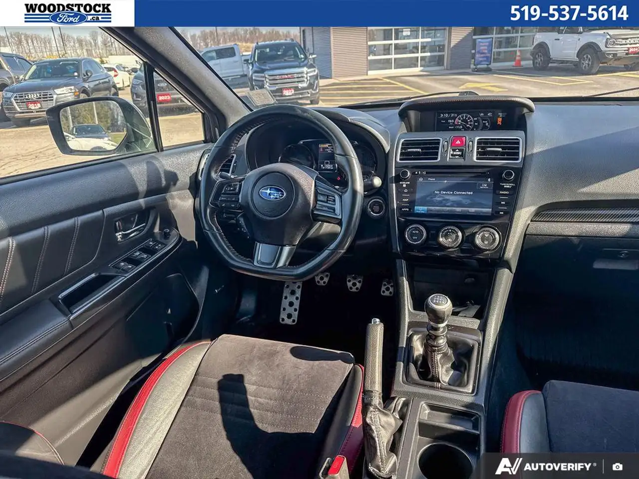 Subaru WRX снимка Subaru WRX