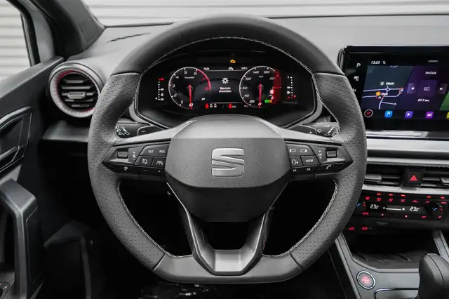 Seat Ibiza view 9
