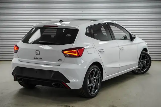Seat Ibiza view 3