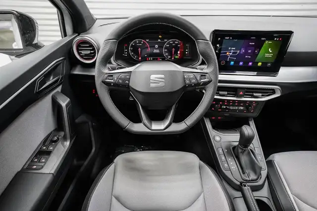 Seat Ibiza view 8