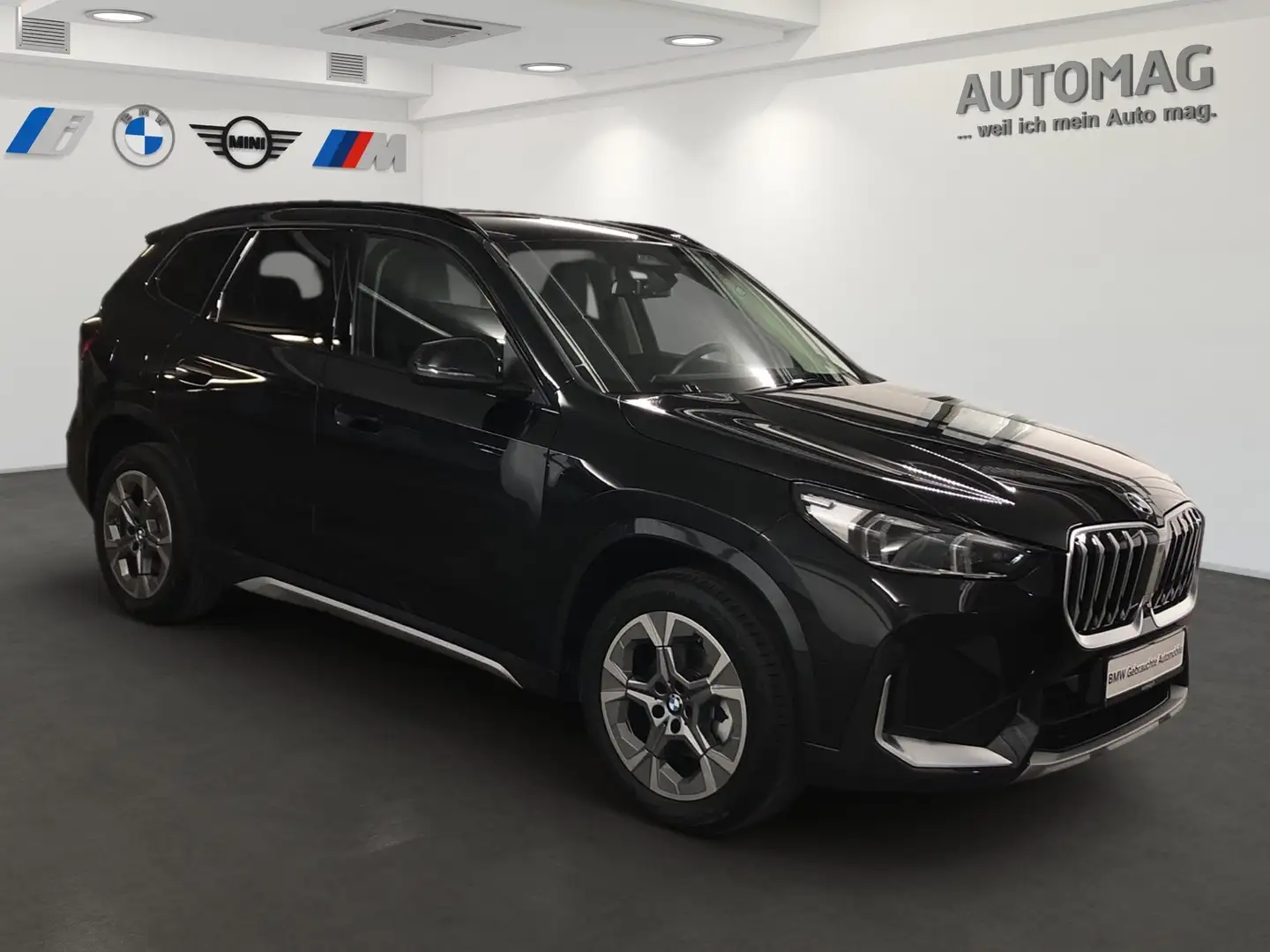 BMW X1 sDrive18i X-Line*AHK*DriveAssistPlus*HeadUp*Parkin Schwarz - 2
