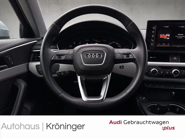 Audi A4 Avant view 11