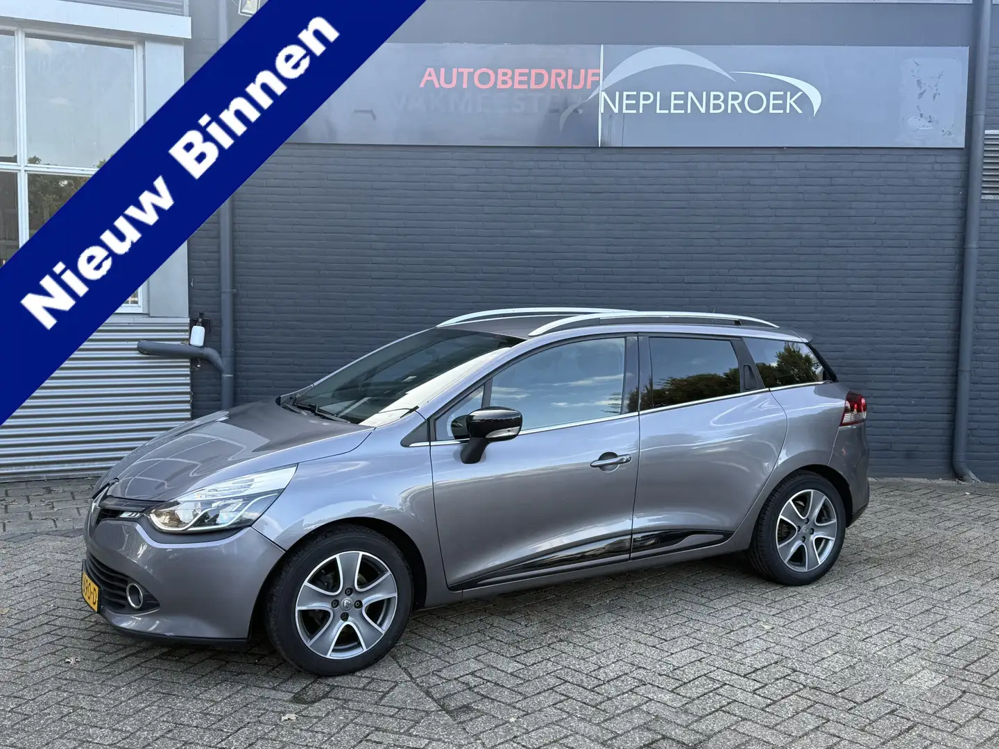 Renault Clio Estate 0.9 TCe Night&Day Navi | Cruise | Clima 08 Gris - 1
