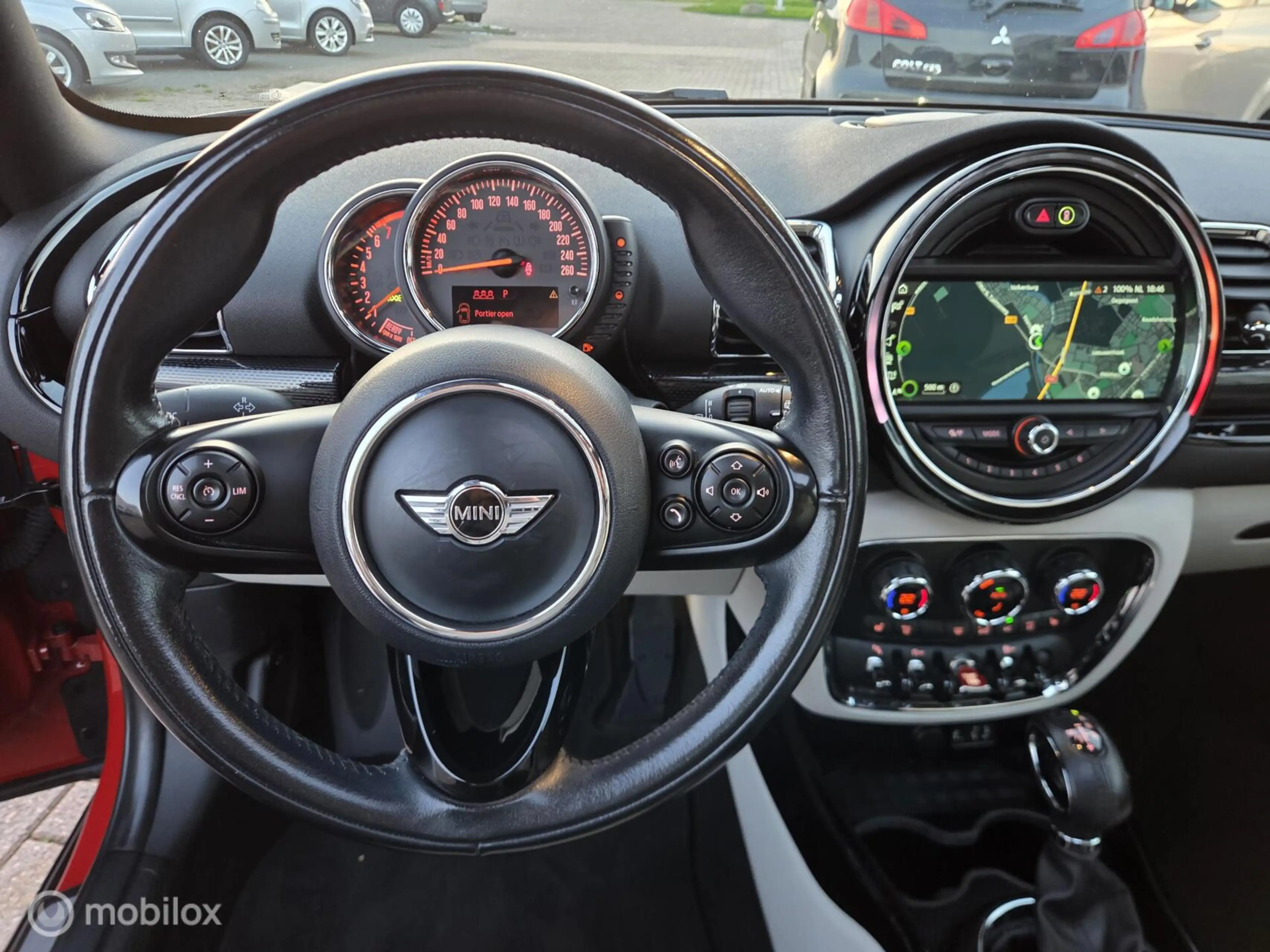 MINI Cooper Clubman 1.5 Chili Serious Bsns AUT/PANO/LEDER — photo 15