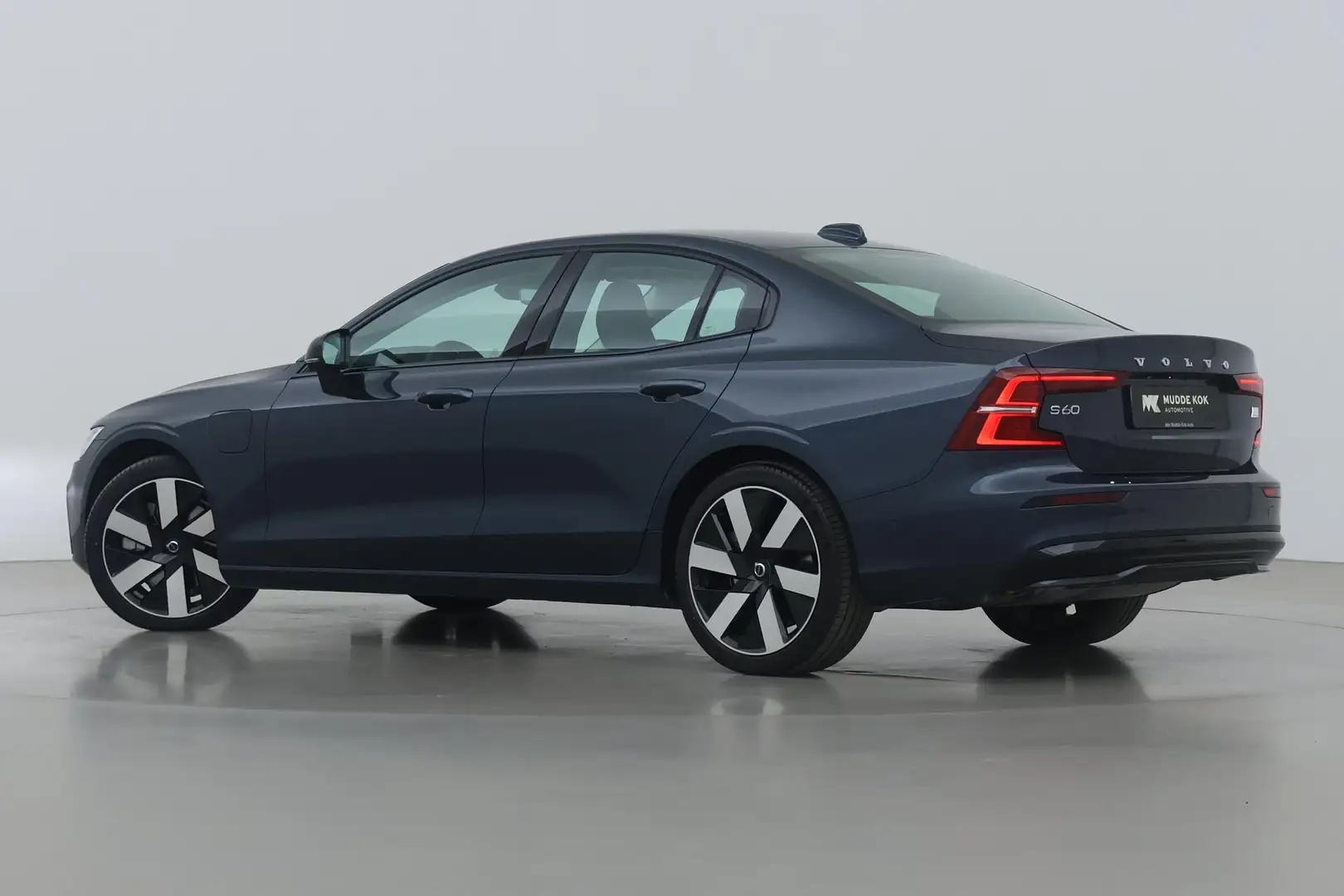 Volvo S60 T8 Recharge Plus Dark | Long Range | 360° Camera | Azul - 2