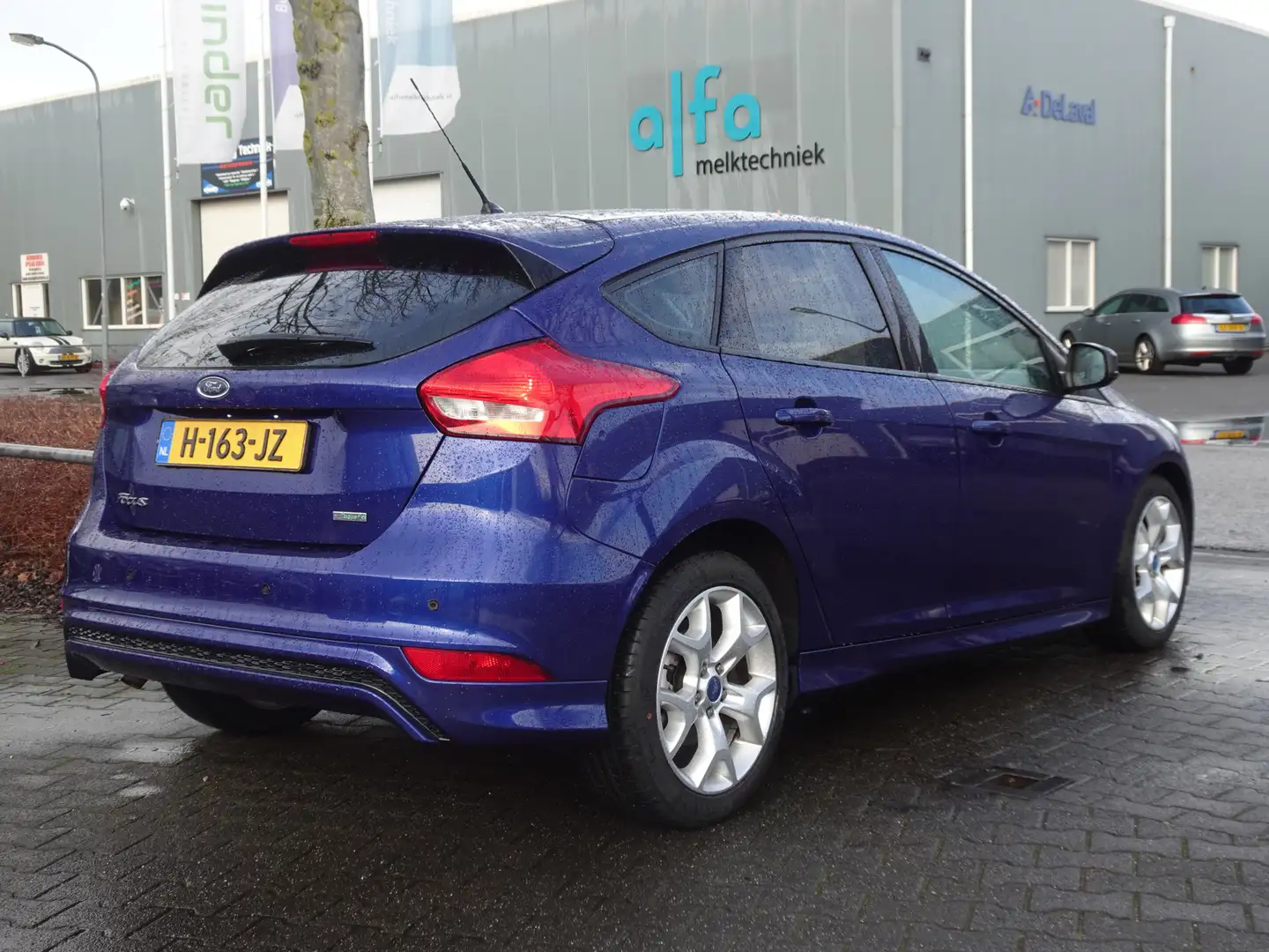 Ford Focus 1.0i 126PK Autom. St-line Bleu - 2