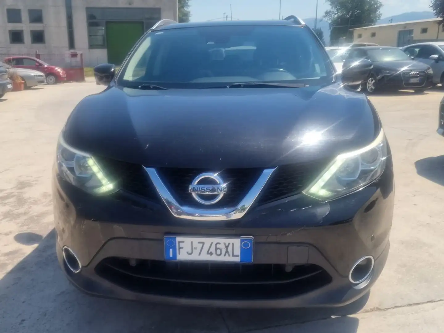 Nissan Qashqai Qashqai  1.5 dci N-Connecta 110cv GANCIO TRAINO Nero - 1