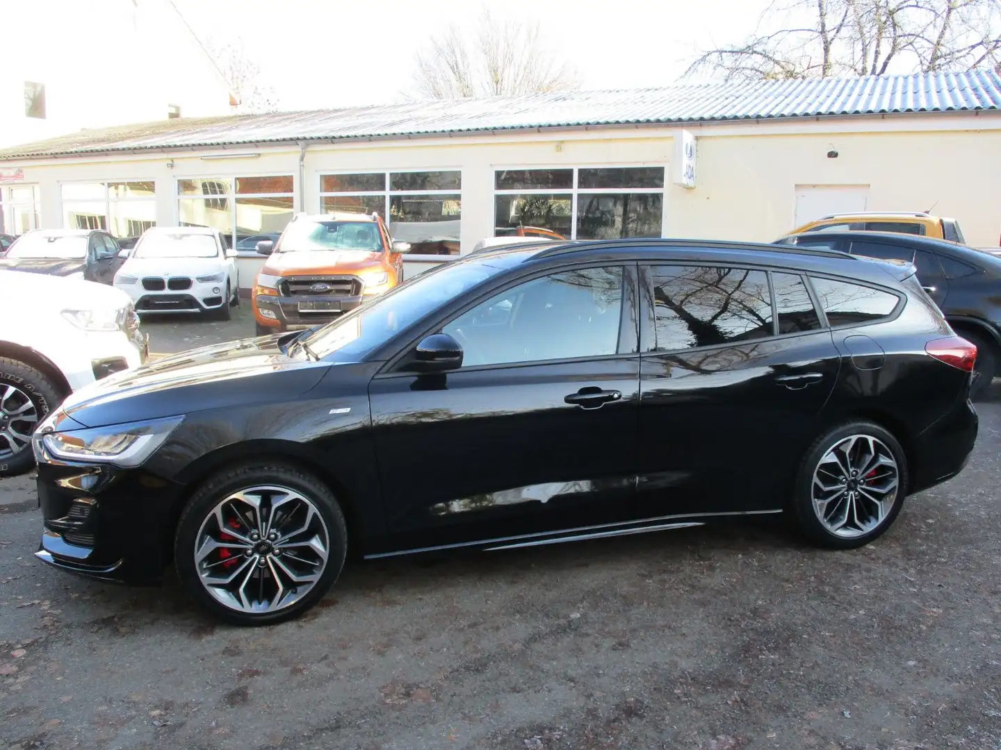 Ford Focus Turnier ST-Line Style + Navi Noir - 1