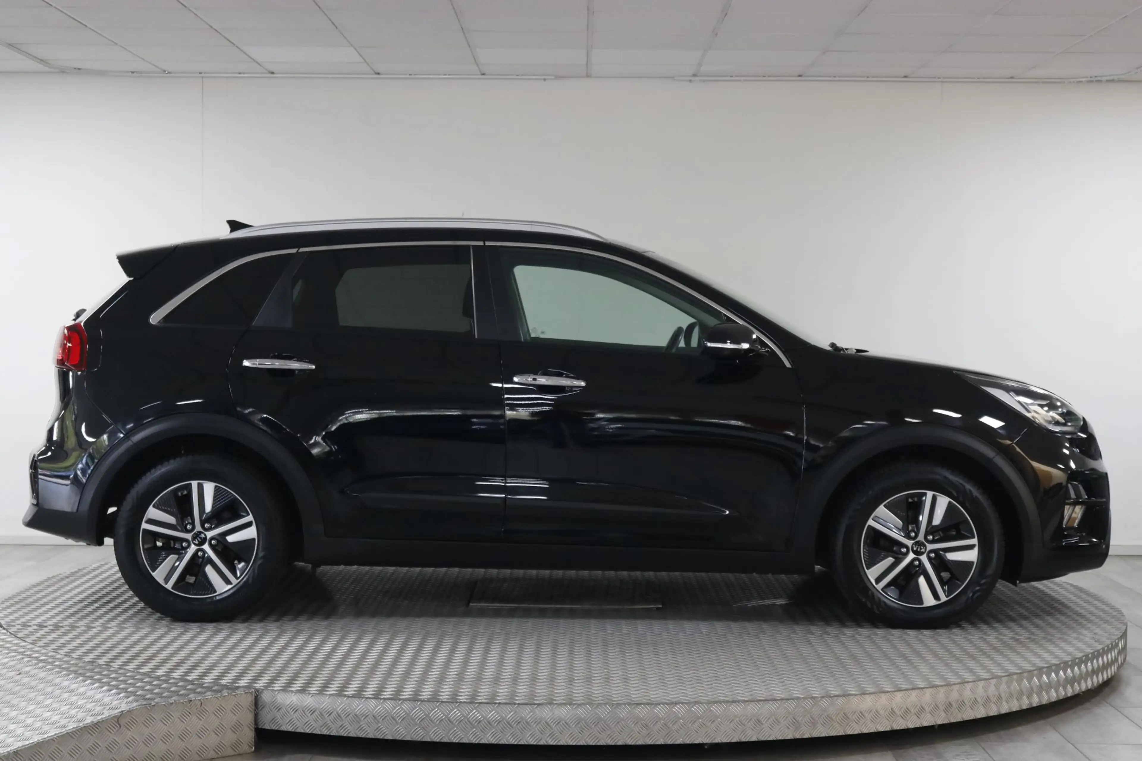 Kia Niro 1.6 GDi Hybrid DynamicPlusLine Climate | Camera | — photo 7