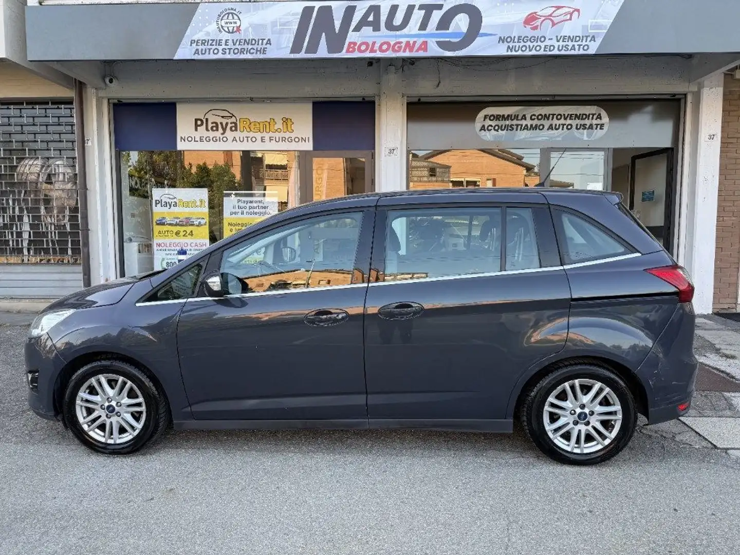 Ford C-Max 7 1.6 TDCi 95CV Business 7POSTI Grijs - 2