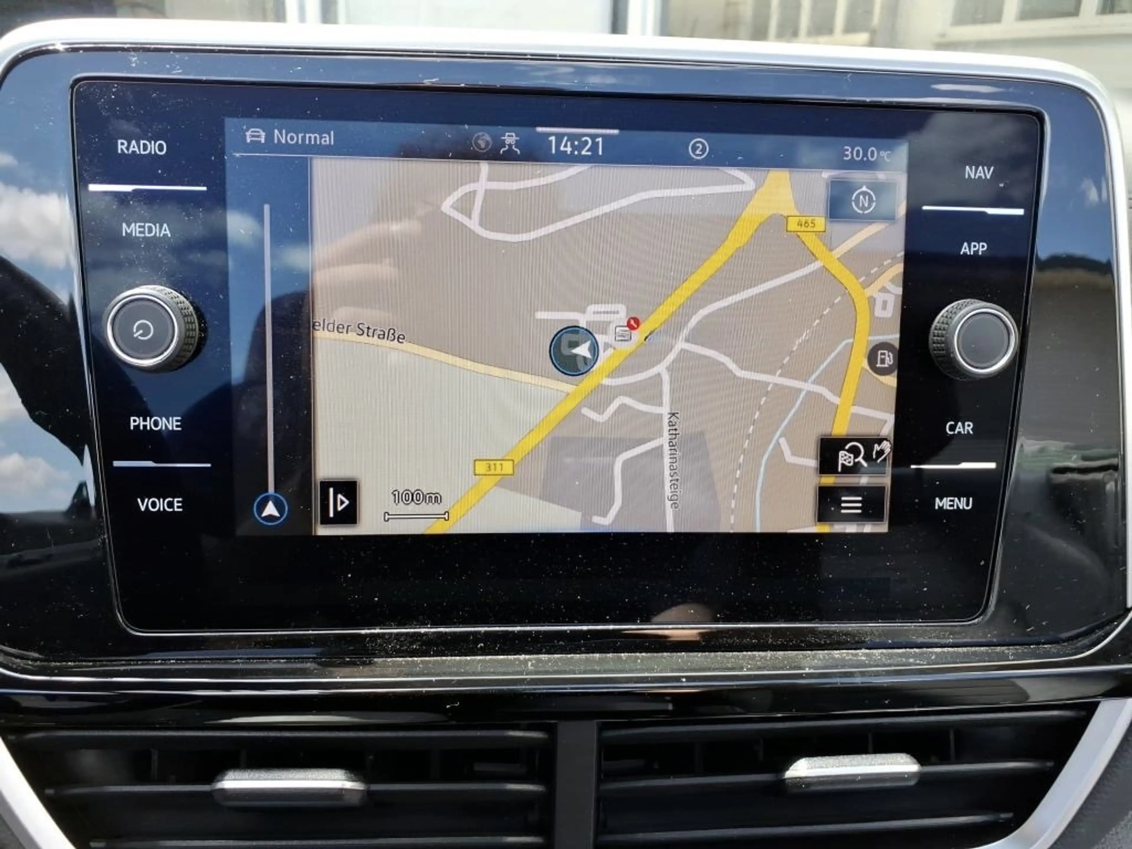 Volkswagen T-Roc Cabrio R-Line *19Zoll*IQ.Light*KAMERA*NAVI*CarPlay* — photo 8