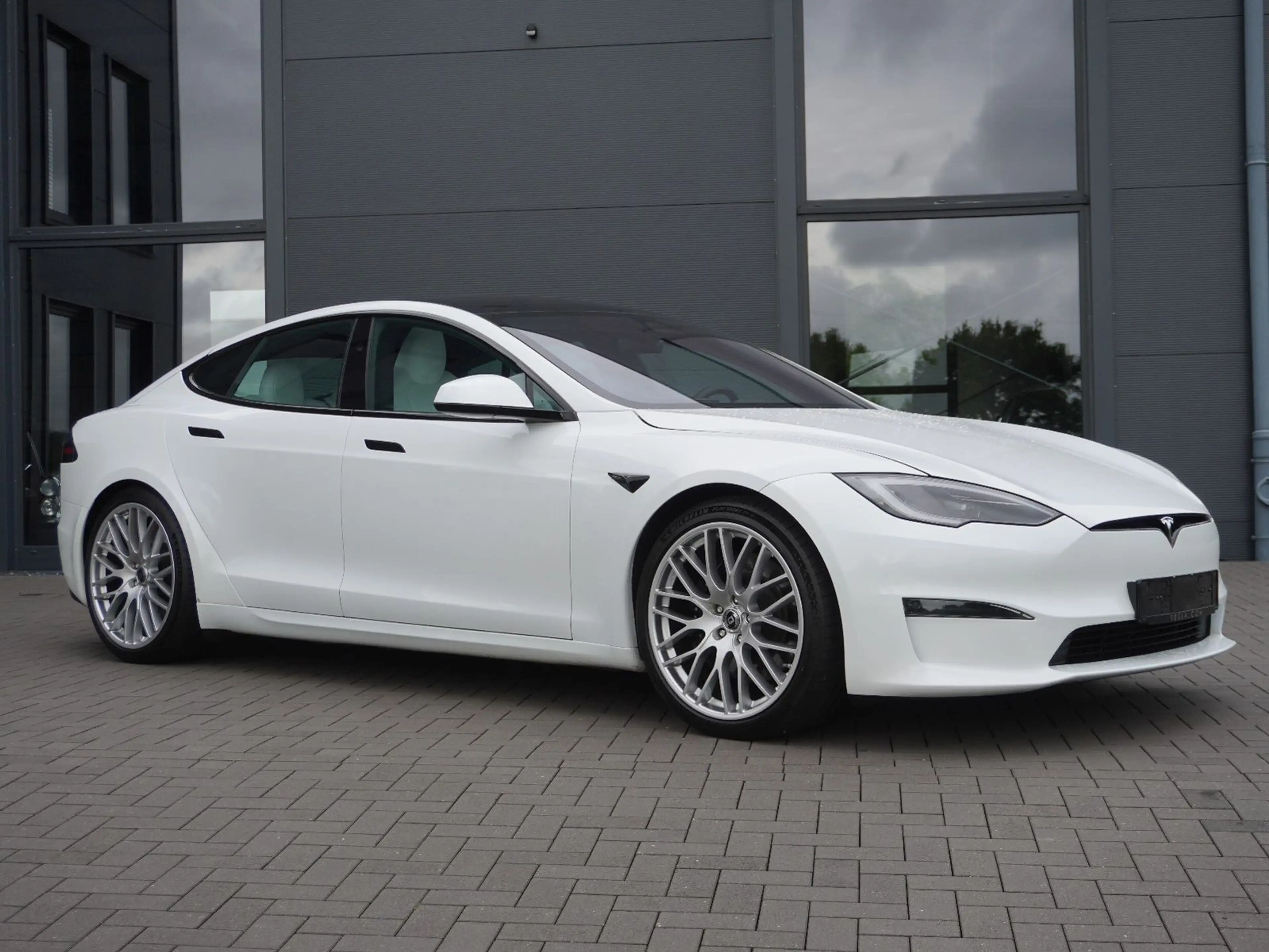 Tesla Model S Dual  Hardware 4,AHK — photo 3