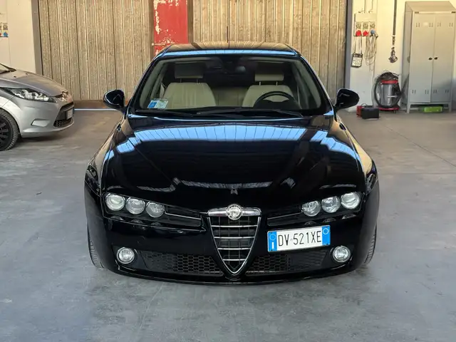 Alfa Romeo 159