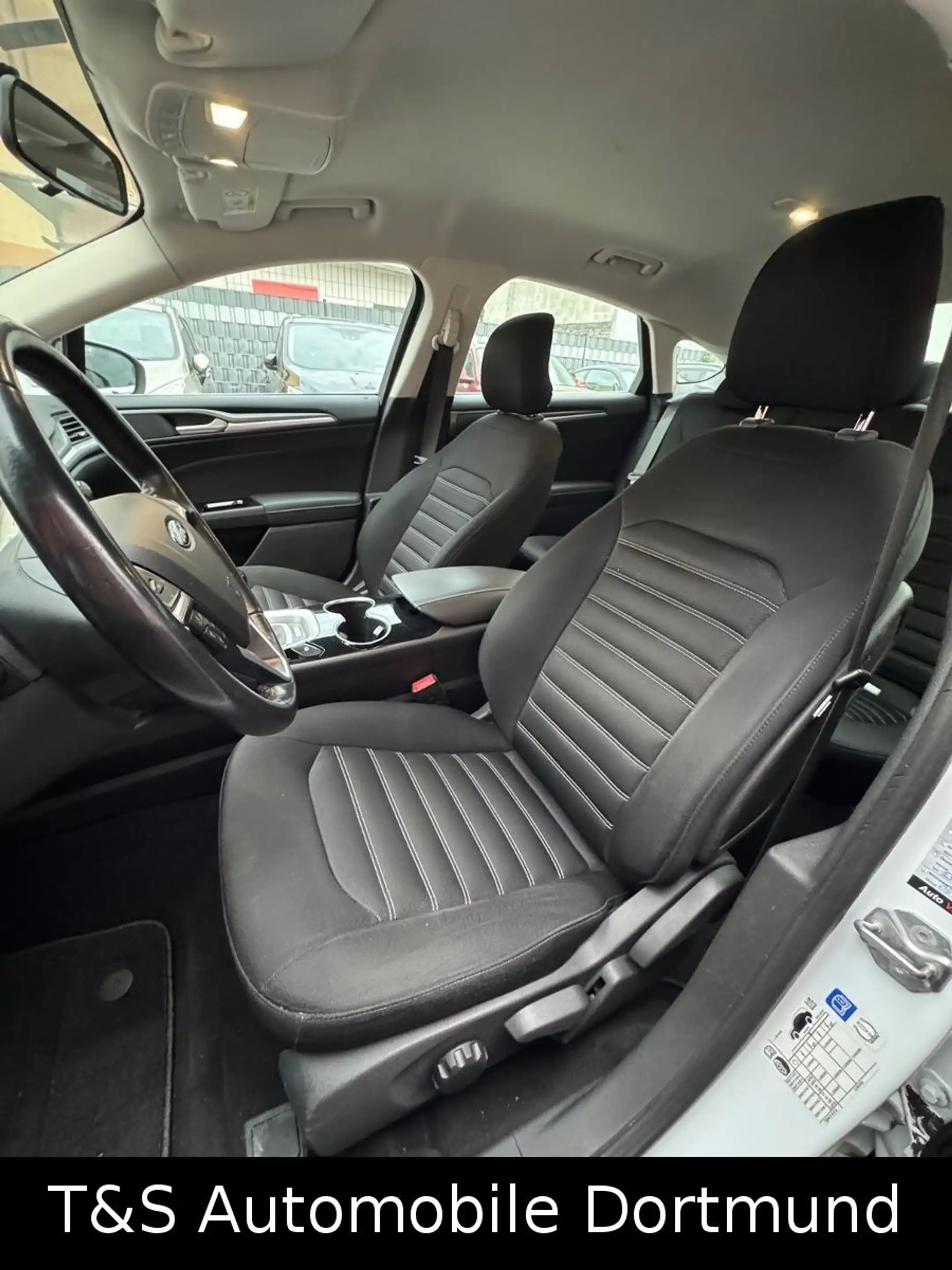 Ford Mondeo 1.5 Trend Lim. /CarPlay/SHZ/Klimaaut./PDC — photo 12