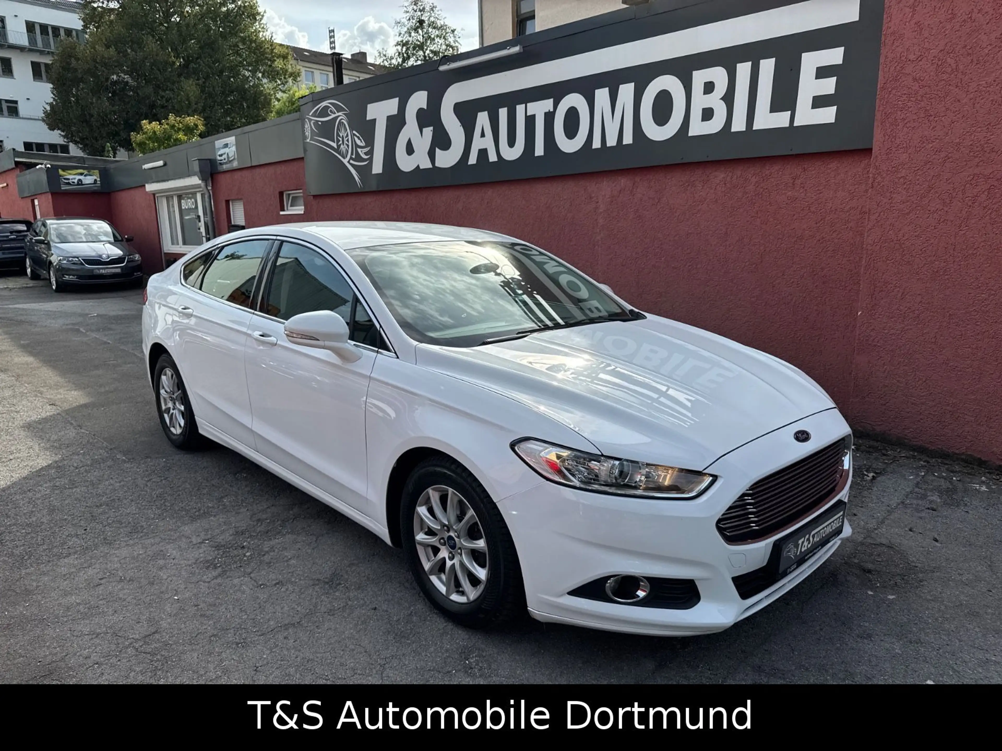 Ford Mondeo 1.5 Trend Lim. /CarPlay/SHZ/Klimaaut./PDC