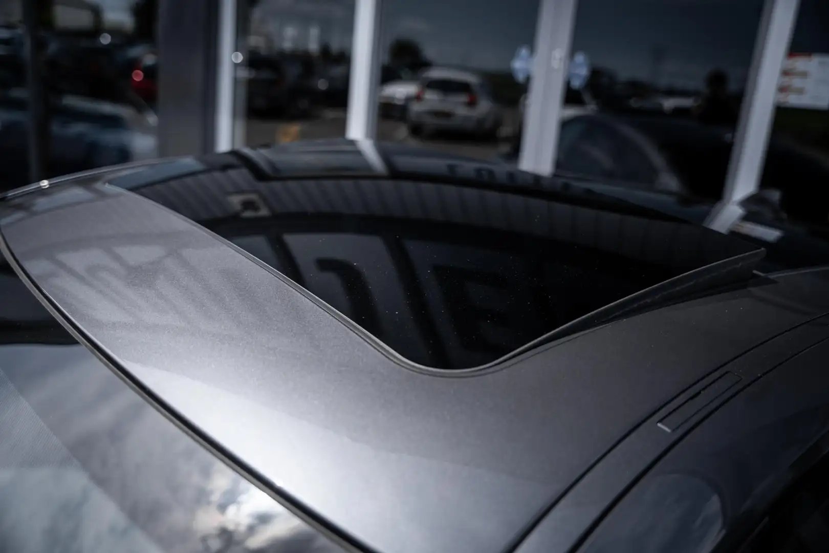 BMW 320 3-serie Gran Turismo 320i M-Sport I Pano-dak I Led Grijs - 2