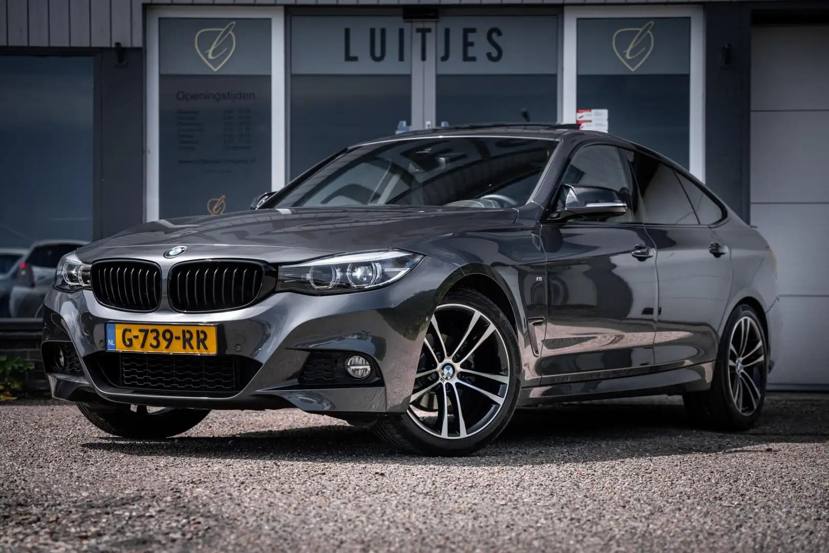 BMW 320 3-serie Gran Turismo 320i M-Sport I Pano-dak I Led Grijs - 1
