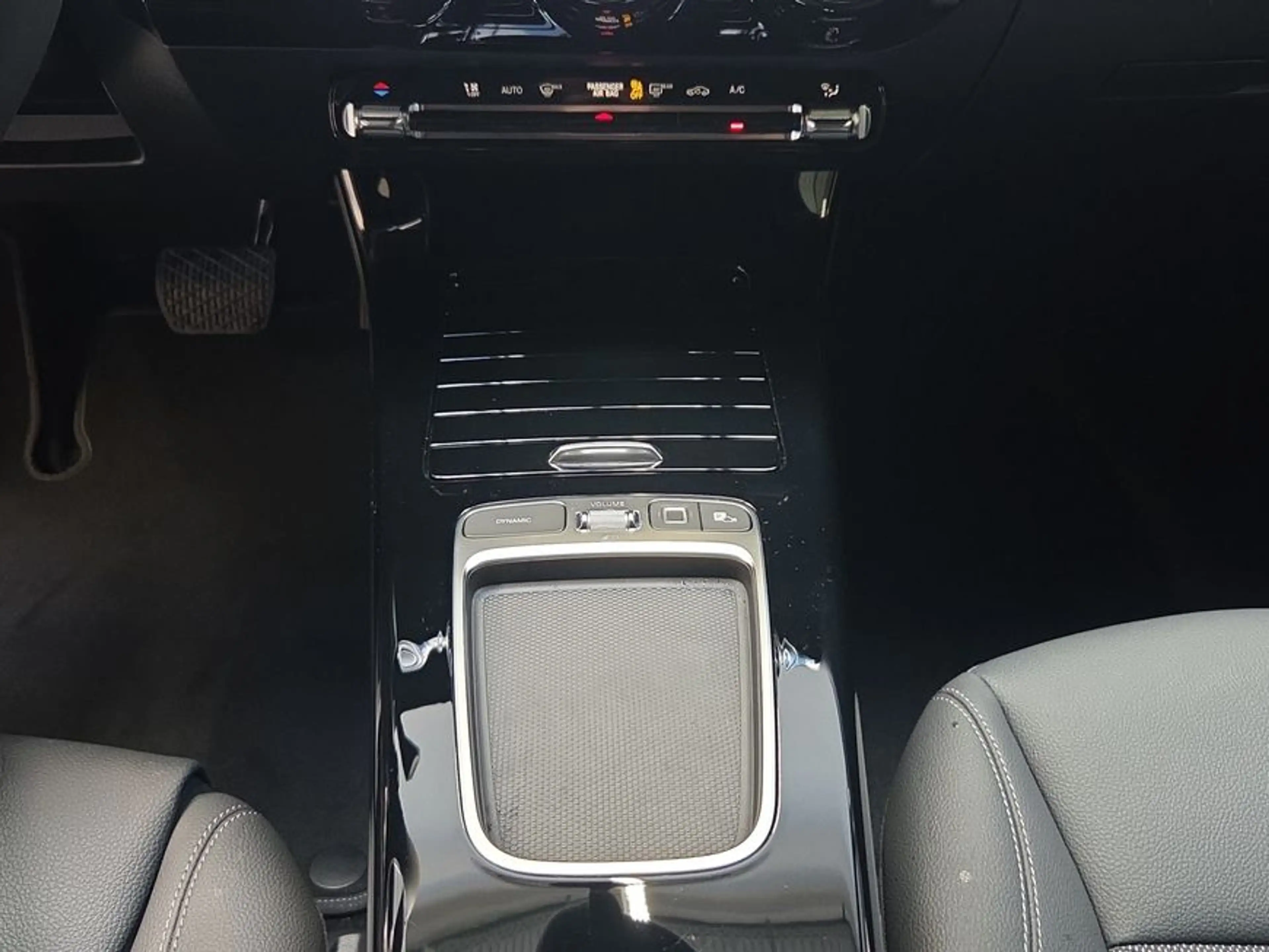 Mercedes-Benz A 200 A-Klasse — photo 14