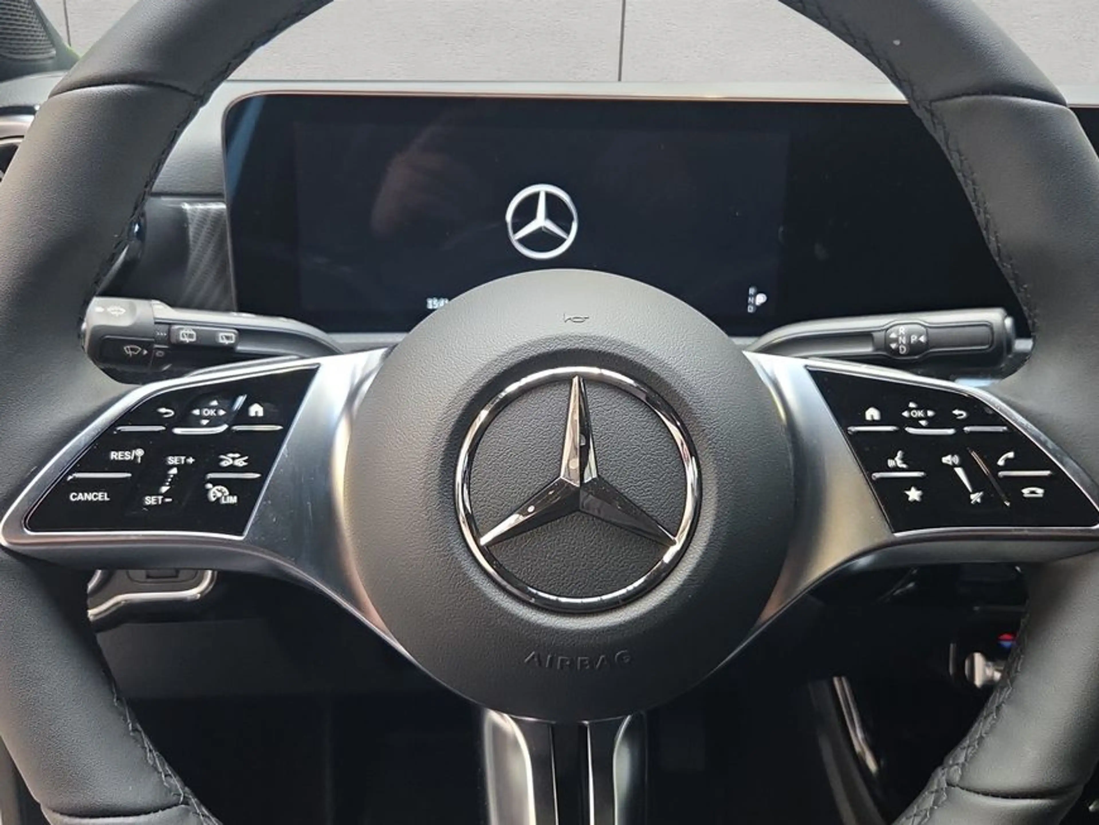 Mercedes-Benz A 200 A-Klasse — photo 11