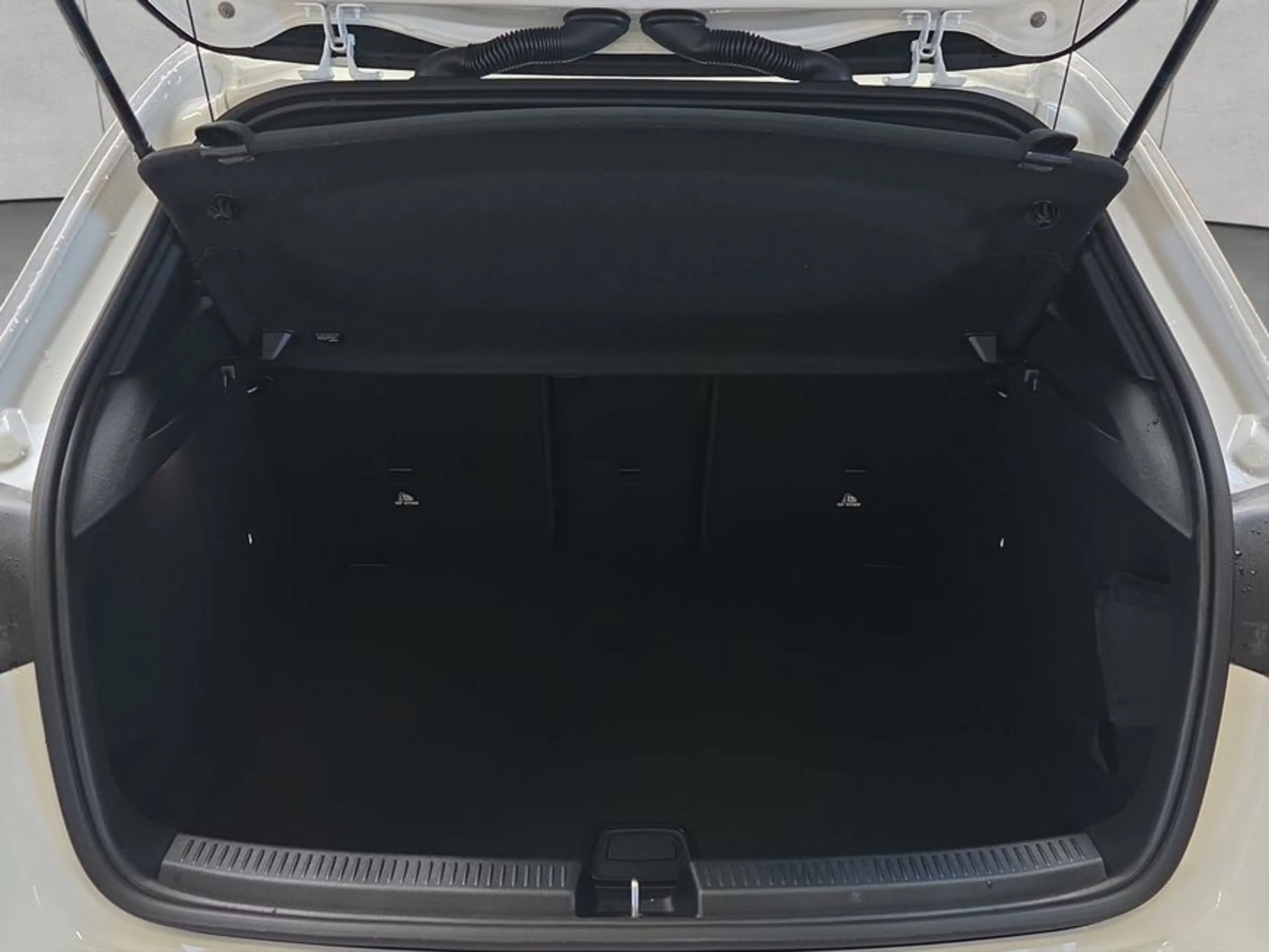 Mercedes-Benz A 200 A-Klasse — photo 5