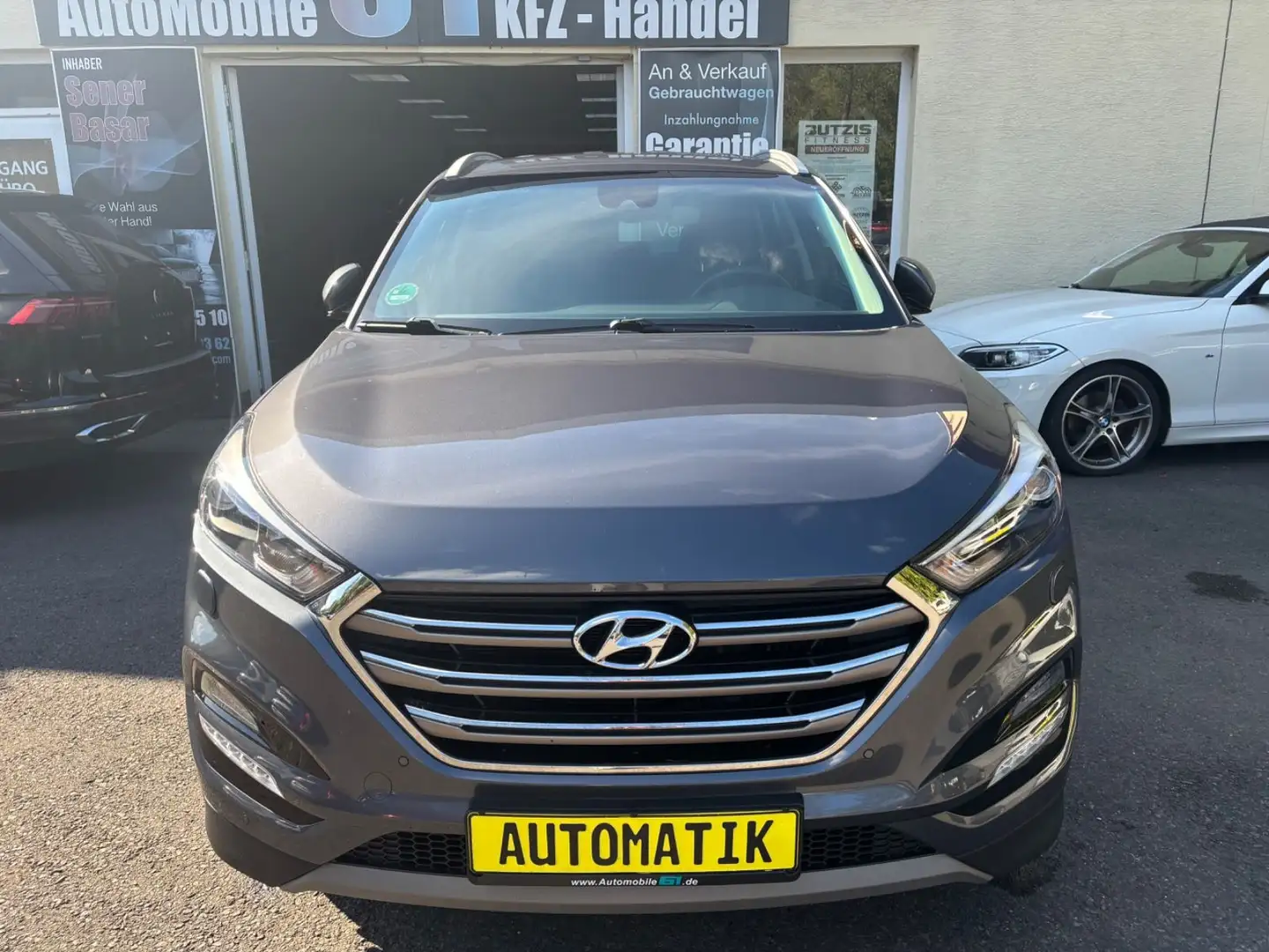 Hyundai TUCSON Premium 2WD DCT *141PS*LEDER* Grau - 2