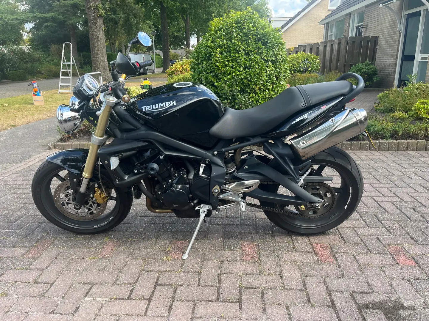 Triumph Street Triple 675 Zwart - 1