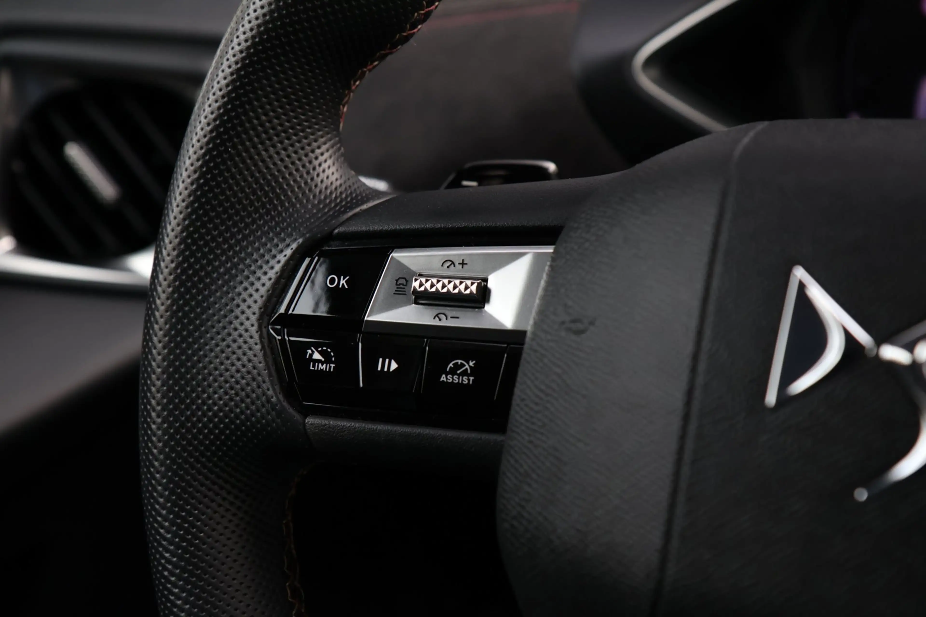 DS Automobiles DS 3 1.2 PureTech Performance Line Led Vision 360 Camer — photo 10