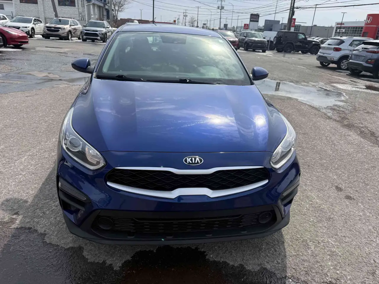 Kia Forte снимка Kia Forte