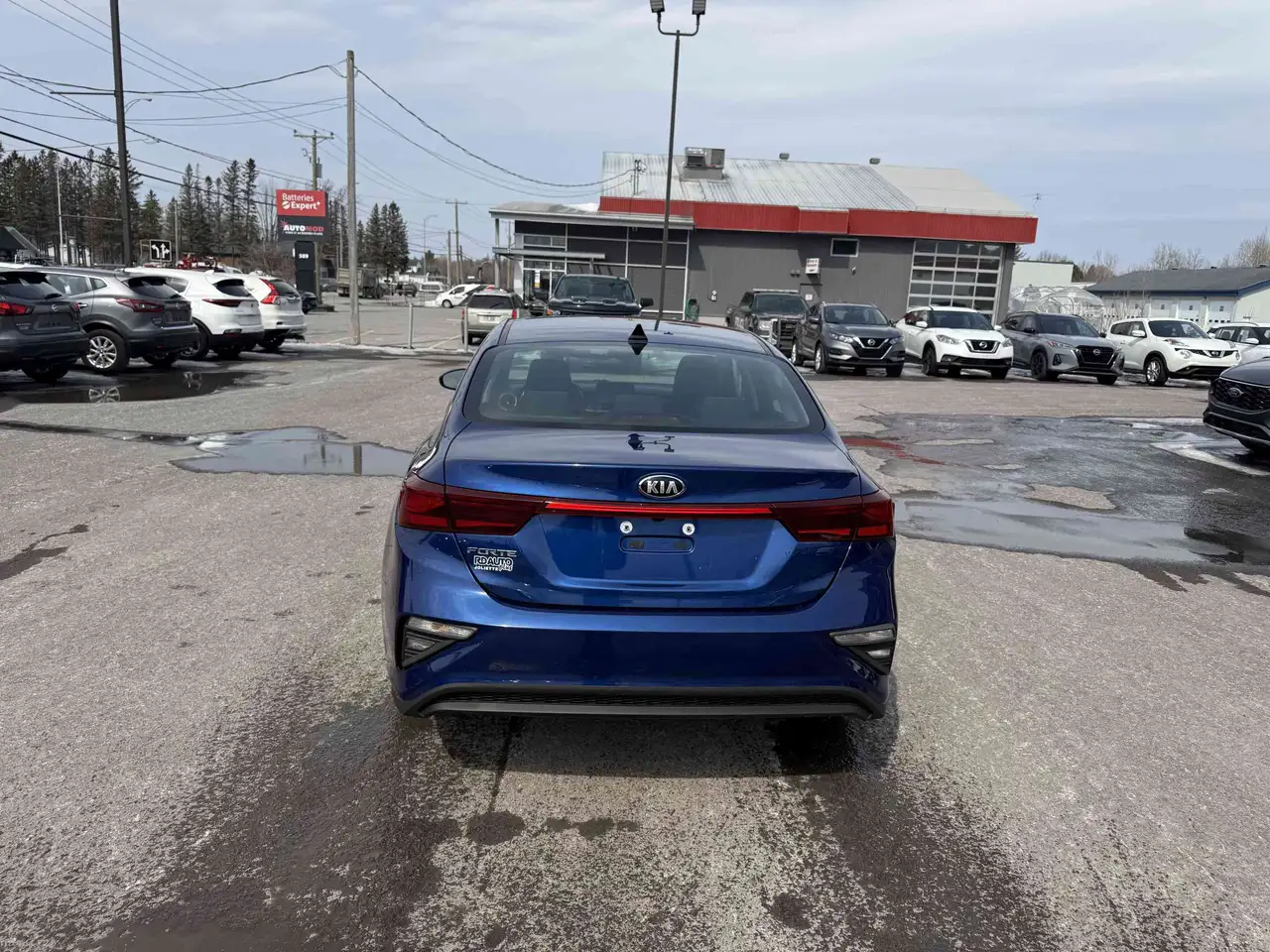 Kia Forte снимка Kia Forte